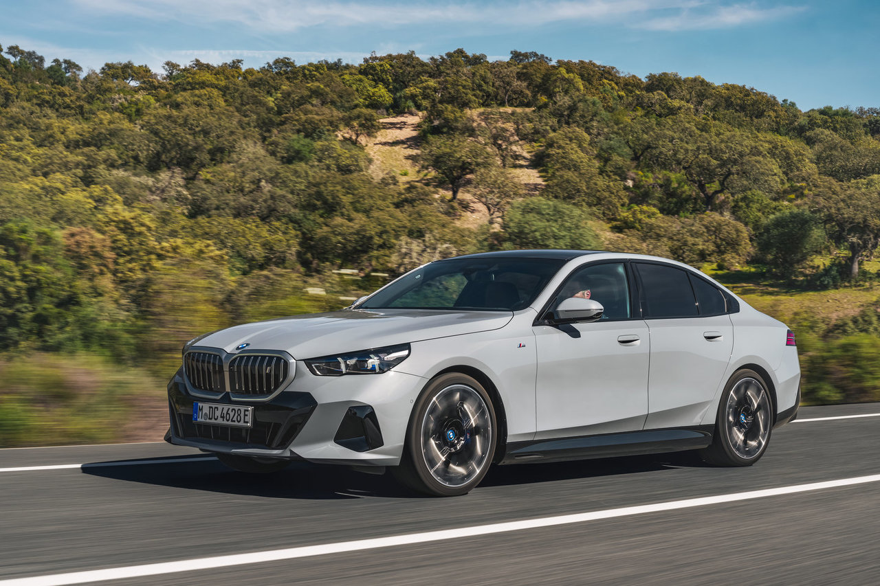 3 raisons pour lesquelles la BMW i5 2025 séduit les acheteurs canadiens