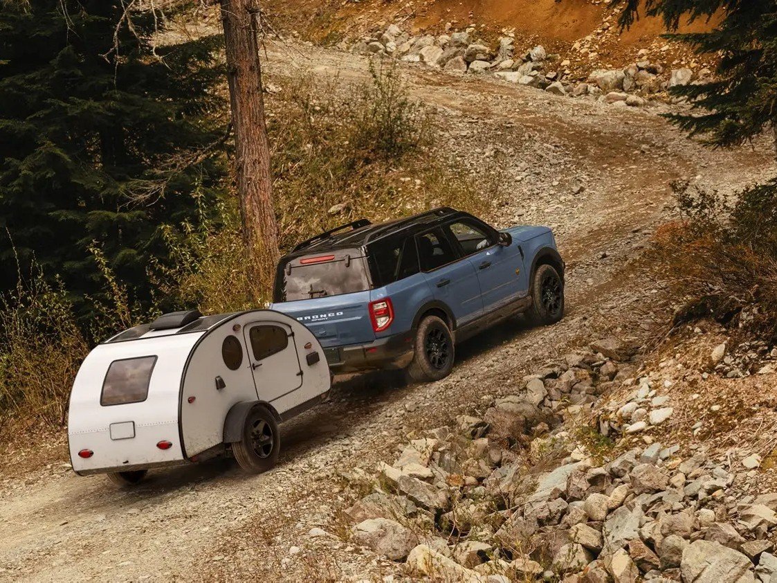 2026 Ford Bronco vs Ford Bronco Sport: One Conquers Backroads, One Conquers the Parking Lot