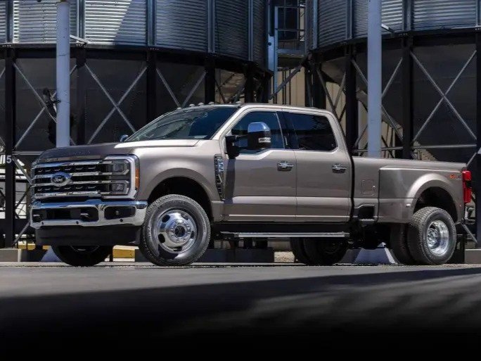 Master Towing with the 2026 Ford Super Duty F-350 SRW