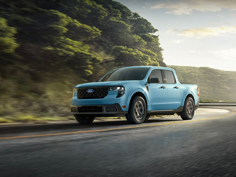 Différences clés entre le moteur 2,0 litres et le groupe motopropulseur hybride du Ford Maverick 2026