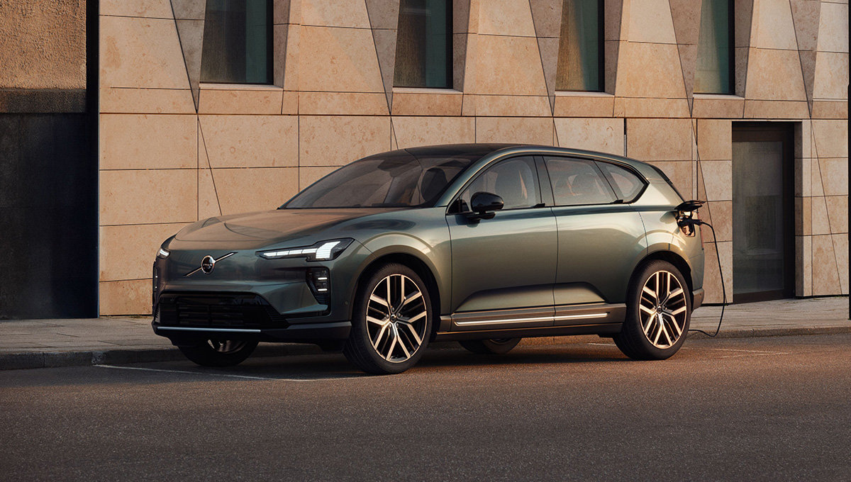 The 2026 Volvo EX60 arrives in Montreal — redefining what a safe and intelligent SUV can be.