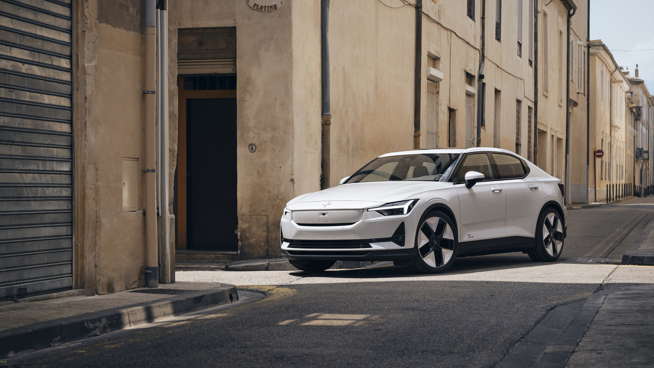 Polestar 2 2027 : recharge rapide jusqu’à 205 kW, 10 à 80 % en 28 min — ce qu’il faut savoir