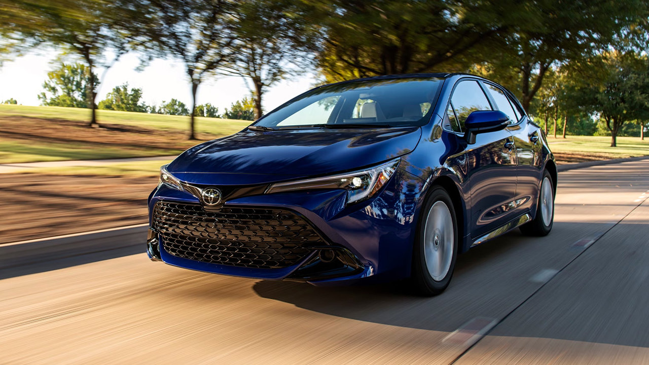 Toyota Corolla et Corolla hybride 2025 : prix, fiche technique et consommation