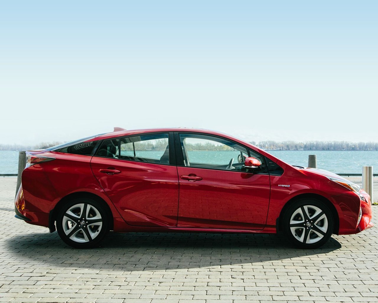 Toyota Prius Berline 2018 : Prix et Fiche Technique à Longueuil chez Longueuil Toyota