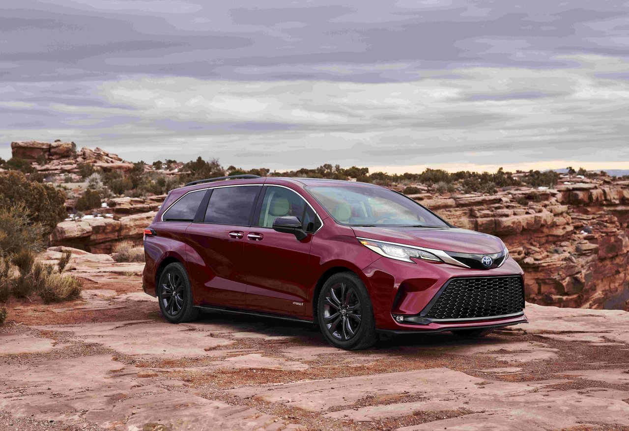 Présentation de la nouvelle Toyota Sienna hybride 2021 à venir à Longueuil