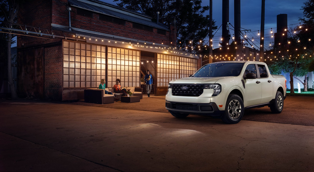 Hybrid Efficiency Versus Traditional Power: Why the 2025 Ford Maverick Wins