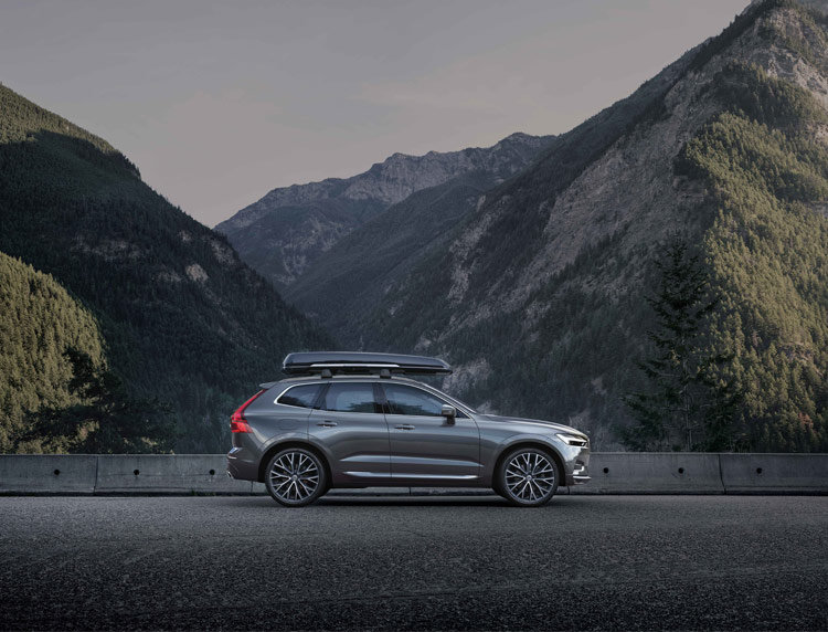 VOLVO ROOF BOX AND LOAD CARRIER