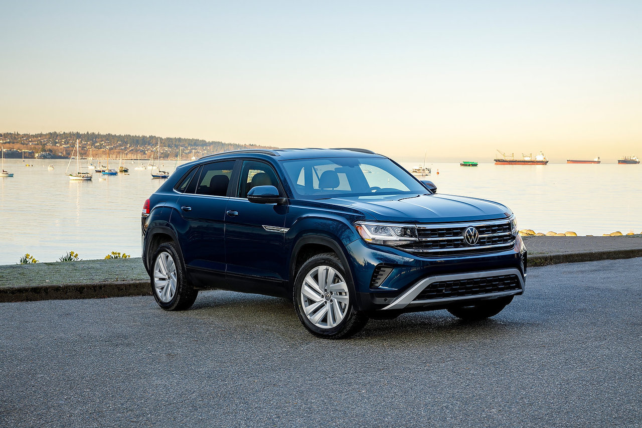 2020 Volkswagen Atlas Cross Sport vs 2020 Honda Passport