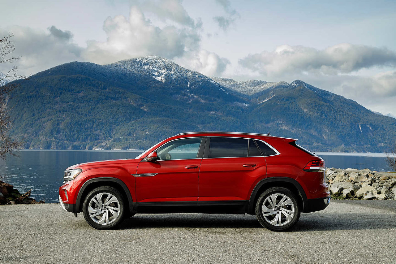 Three reasons to buy a 2020 Volkswagen Atlas Sport Cross this fall