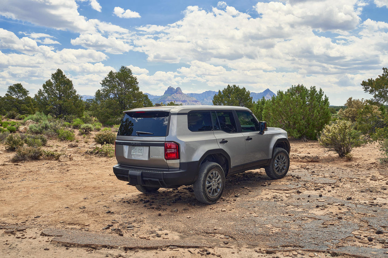 The 2024 Toyota Land Cruiser: A Revered Off-Road Icon Returns to its Roots