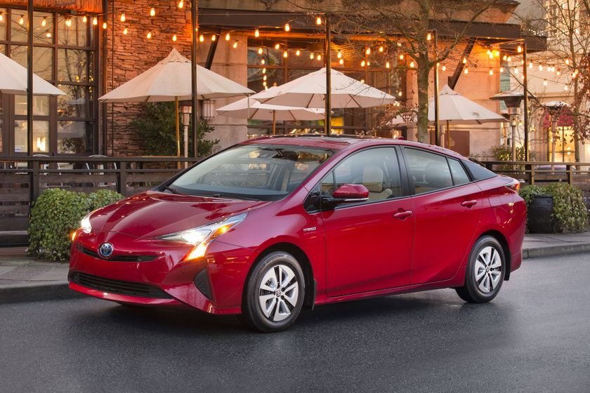 2018 Toyota Prius: Practical Efficiency