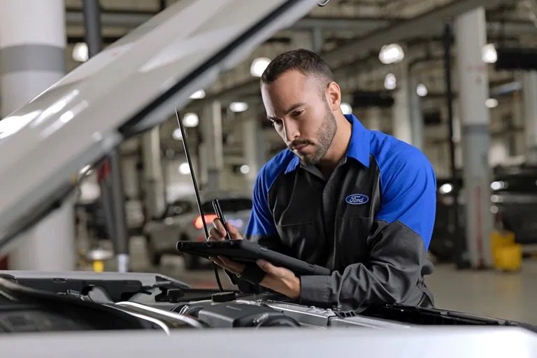 LE PLAN: COMMENT ENTRETENIR SON FORD