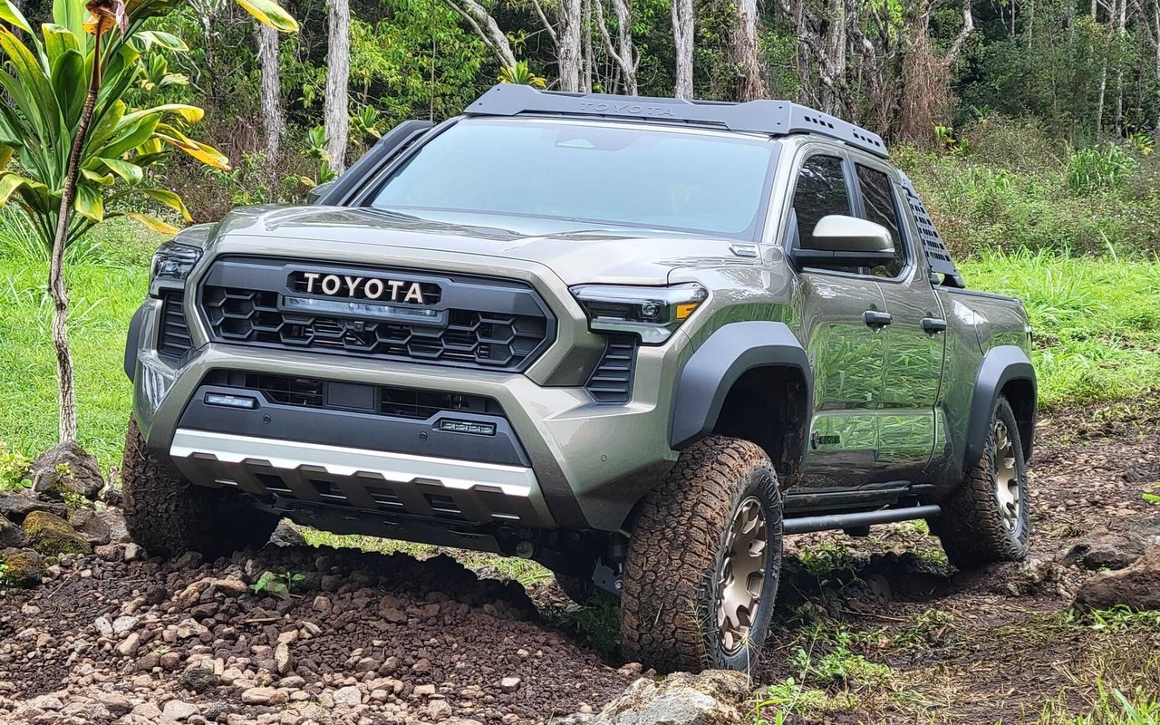 Toyota Finally Unveils Full 2024 Tacoma Specs and Details