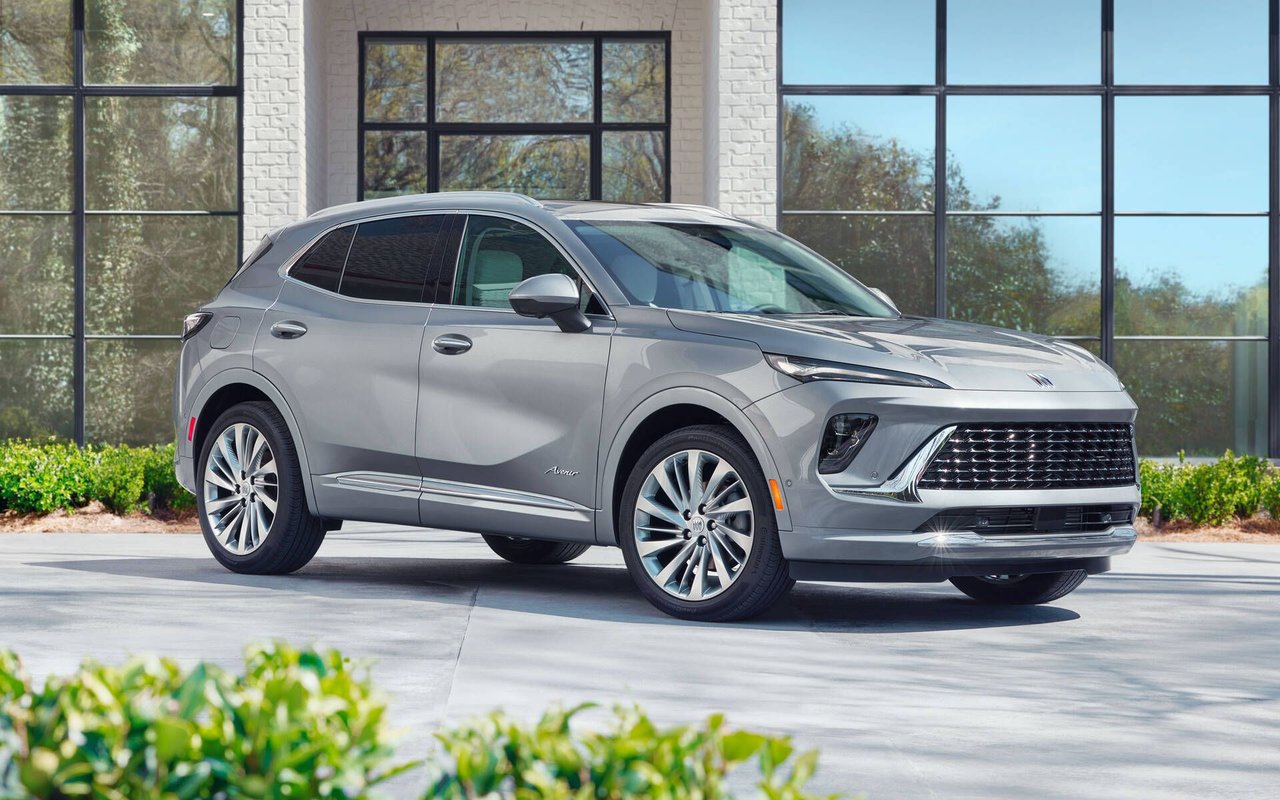 2024 Buick Envision Freshens Up, Adds Super Cruise