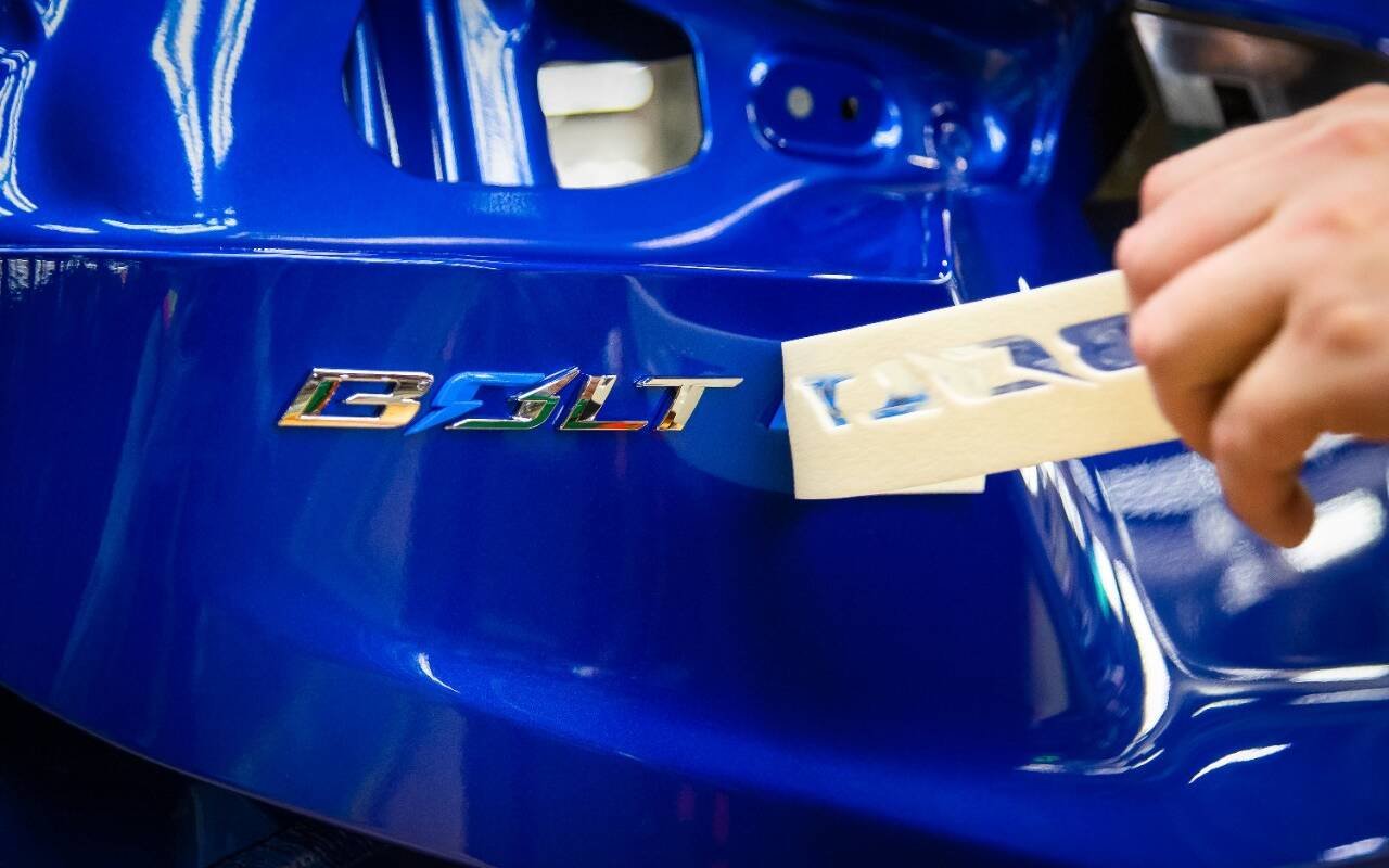 Confirmed: New Chevrolet Bolt EV is Coming