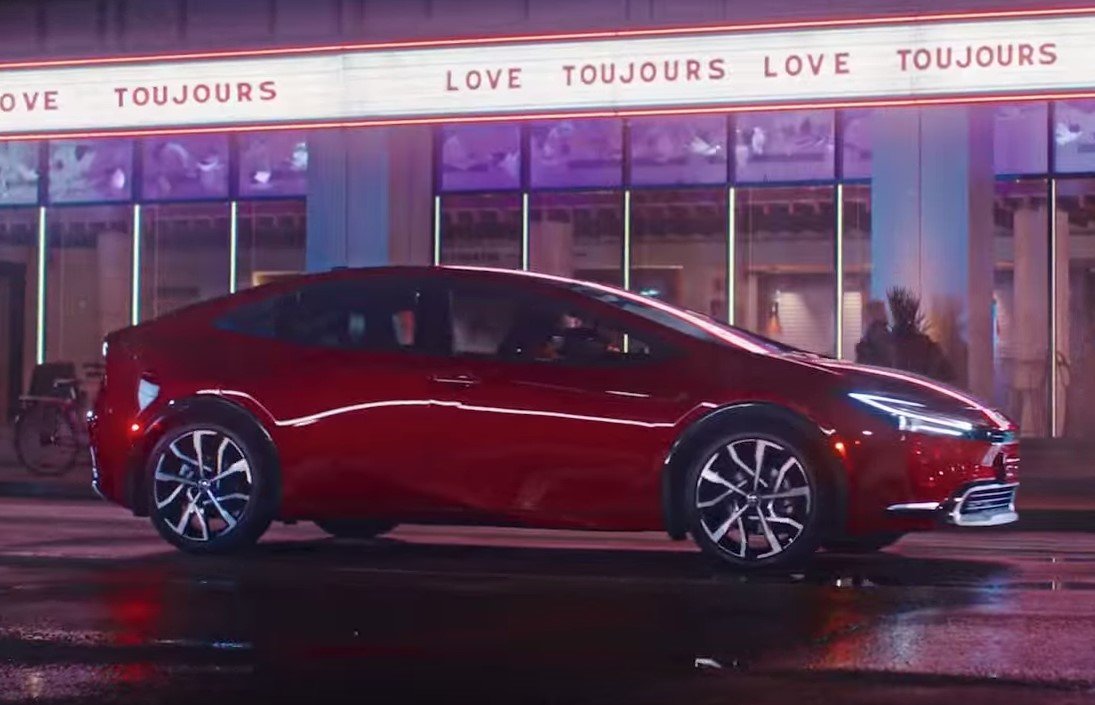 TOYOTA ÎLE-PERROT : UN NOËL ÉLECTRIQUE