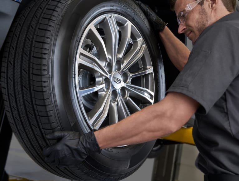 ENJOY A FREE AQUAPEL TREATMENT AND A DISCOUNTED ALIGNMENT CHECK