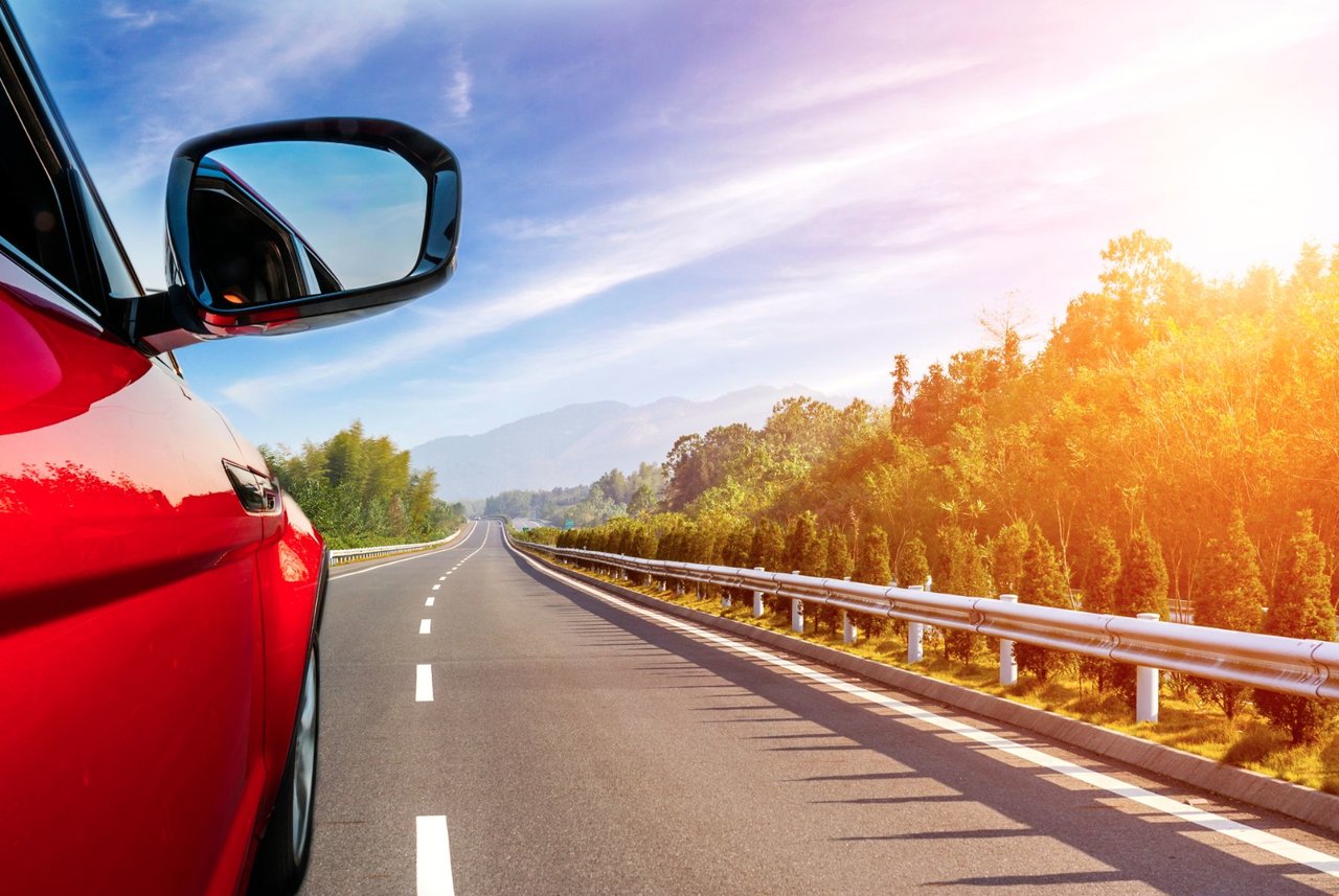 5 essential gadgets for the car this summer