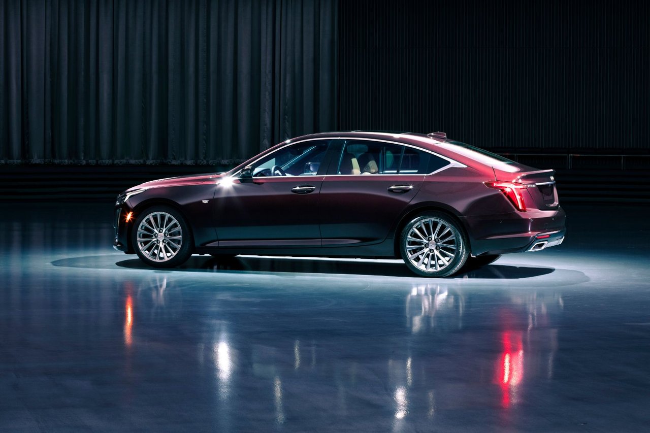 Dévoilement de la CT5 2020 au Salon de l’auto de New York