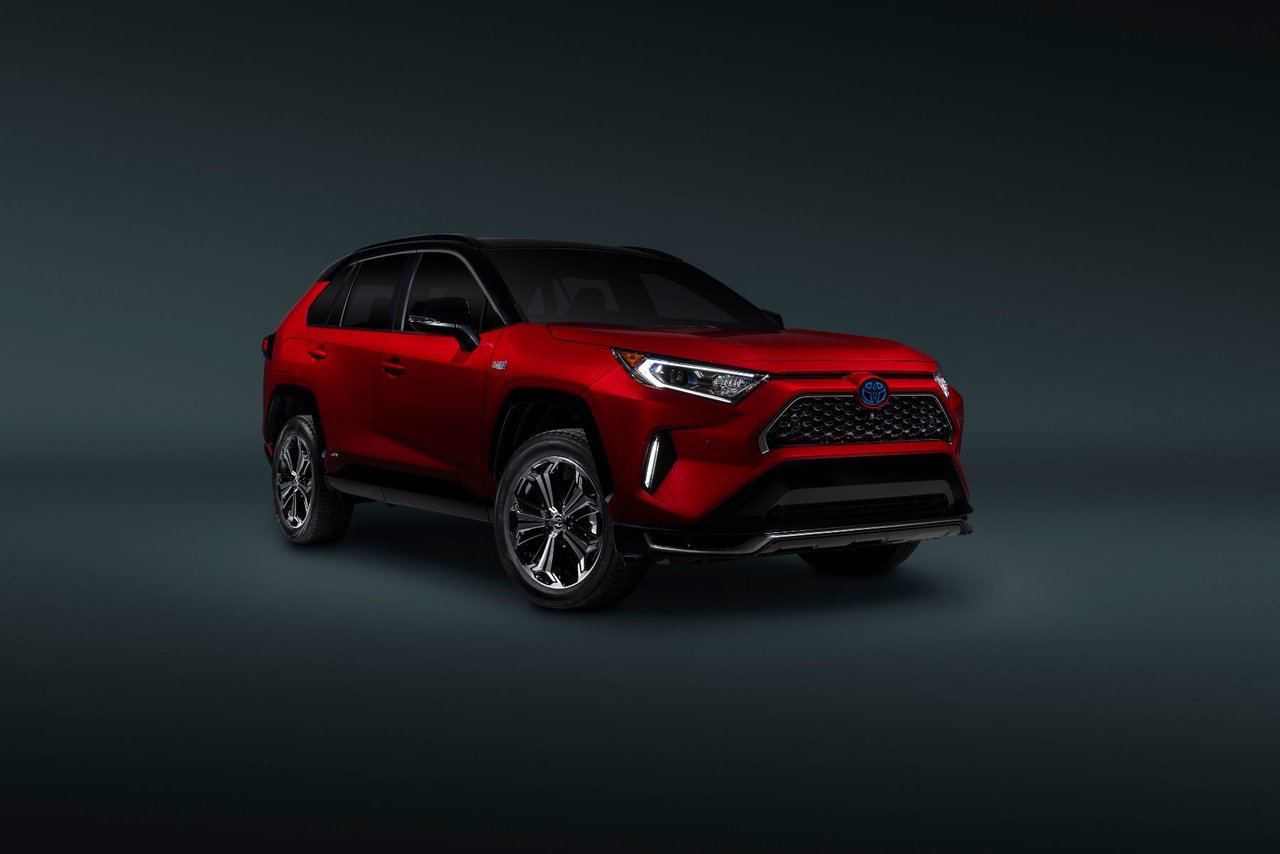 Un Toyota RAV4 branchable pour 2021