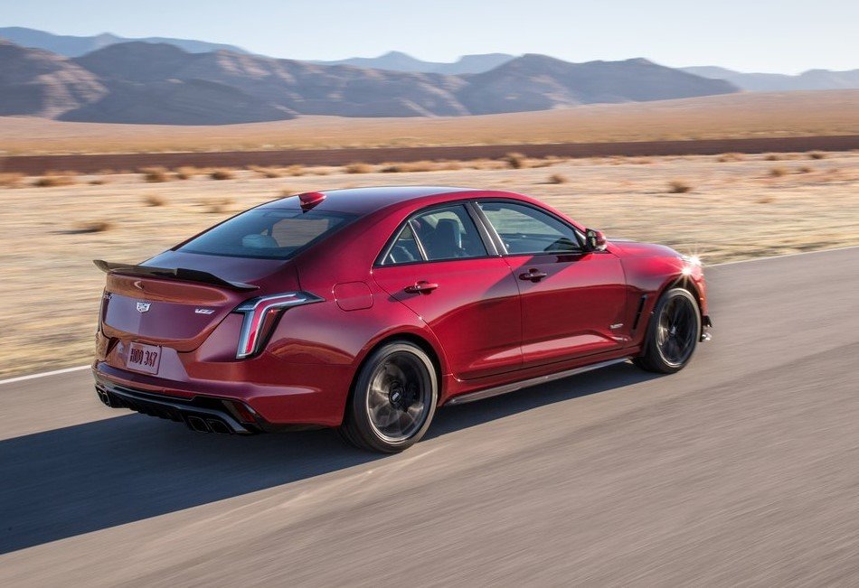2021 Cadillac CT4
