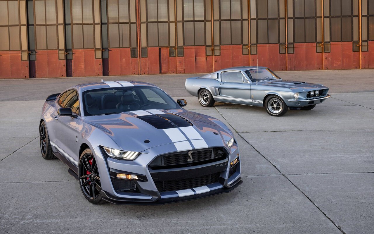 55-Year-Old Ford Mustang Shelby GT500 Adds Heritage Edition