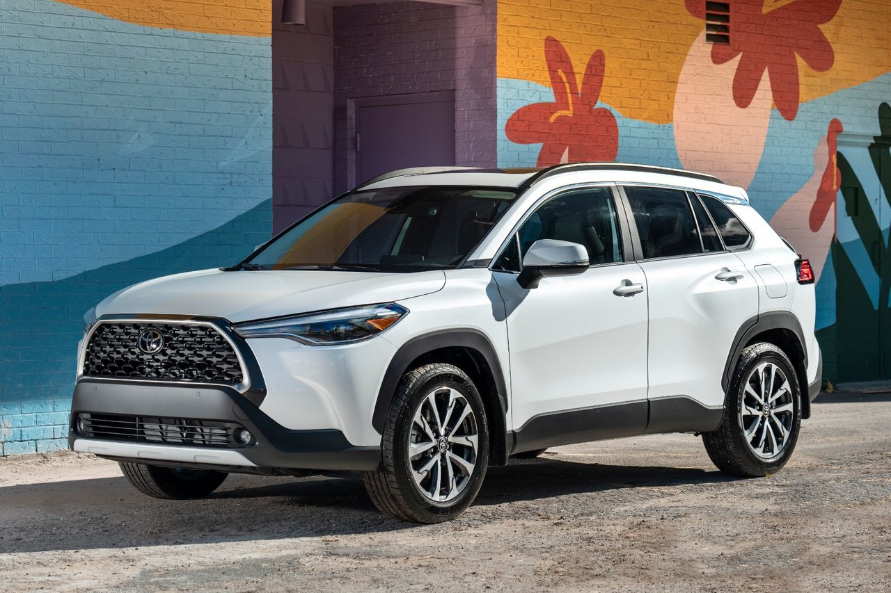 Élégante, dynamique, performante – et maintenant primée : la toute nouvelle Corolla Cross 2022