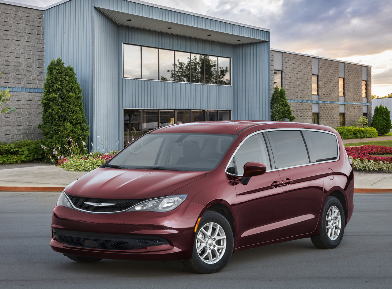 What to Know Before Choosing the 2026 Chrysler Grand Caravan