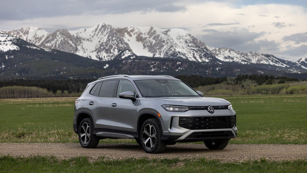 Ranking 2026 Volkswagen SUVs by Towing Capacity: Tiguan, Atlas Cross Sport, and Atlas