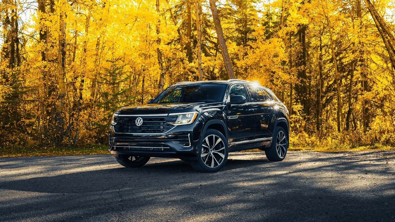 2026 Volkswagen Atlas Cross Sport Edmonton - Bold SUV Style with Everyday Utility