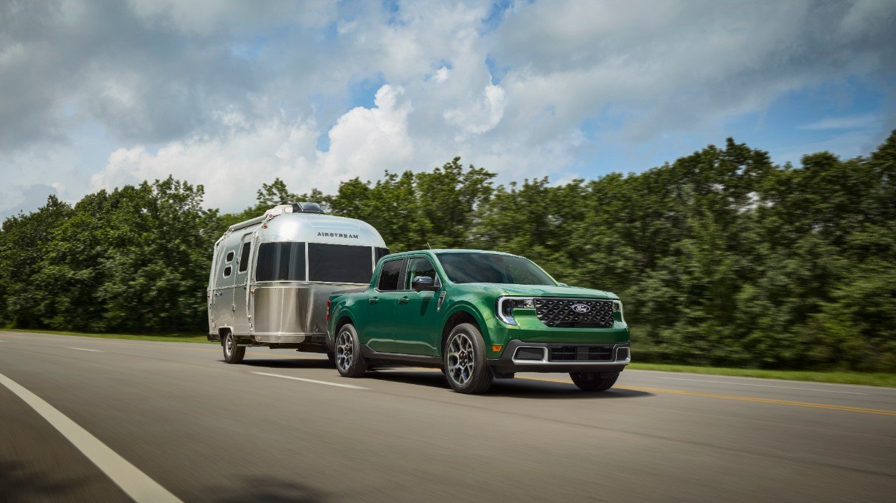 2025 Ford Maverick Hybrid: How 4,000-lb Towing Capacity Serves Fergus Homeowners and Small Businesses