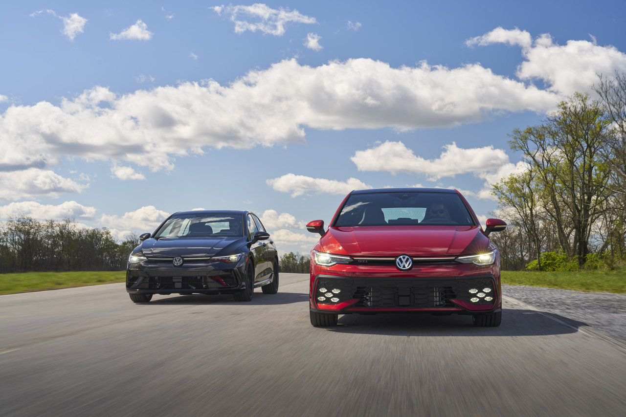 Golf GTI vs. Golf R: Choosing Your 2025 Volkswagen Performance Hatchback