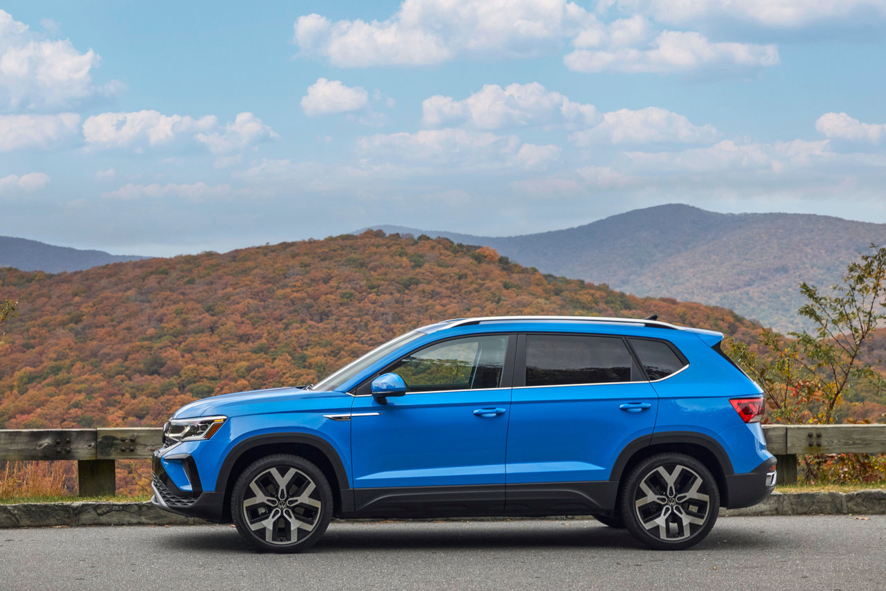 Comparing the 2023 Volkswagen Taos and the 2023 Hyundai Kona