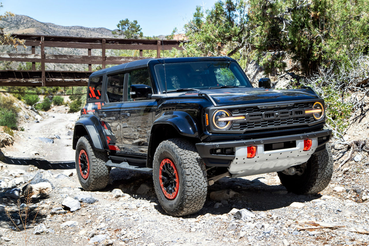 2024 Ford Bronco: Retro design, modern capabilities