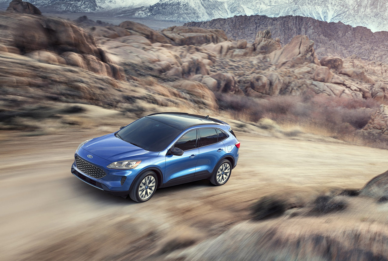 2020 Ford Escape vs 2020 Mazda CX-5: Does Space Matter to You?