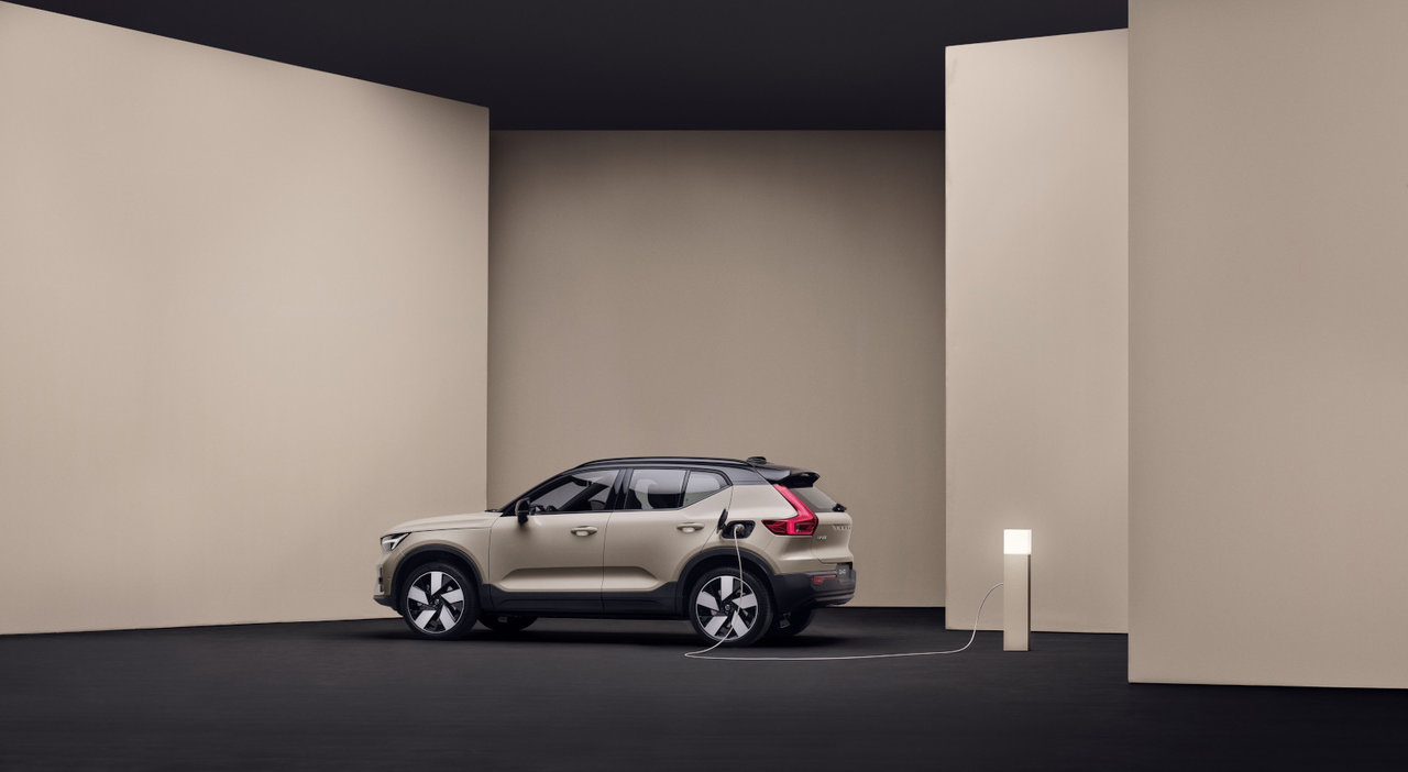 Volvo Strives to Improve the Charging Experience for EV Drivers by Partnering with a Tech Company