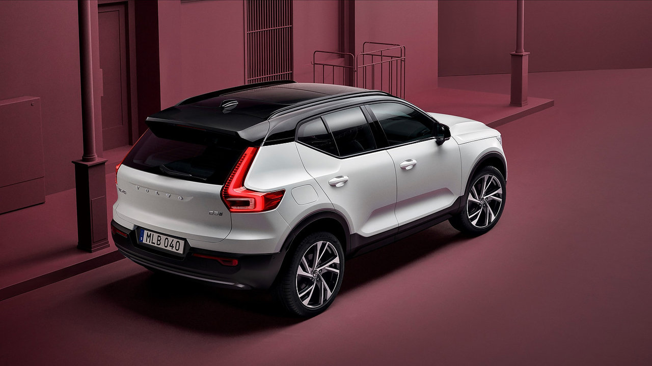 2021 Volvo XC40: Enjoy Swedish Luxury at an Affordable Price