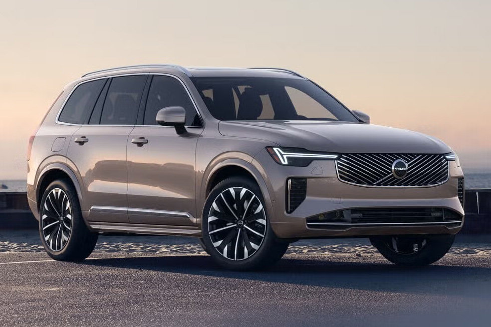 2025 Volvo XC90: A Redefined Luxury SUV with Scandinavian Elegance