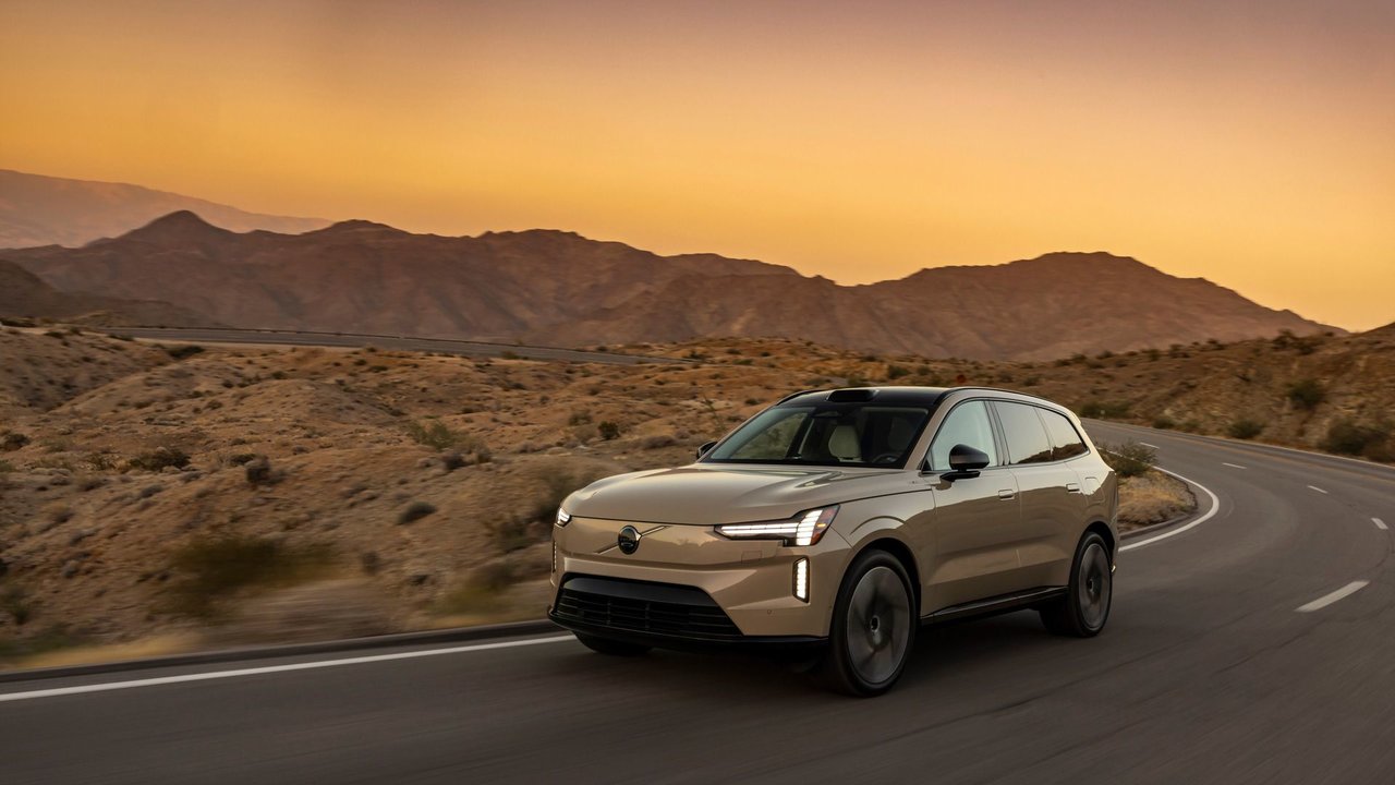 A Look at the Specifications of the 2025 Volvo EX90