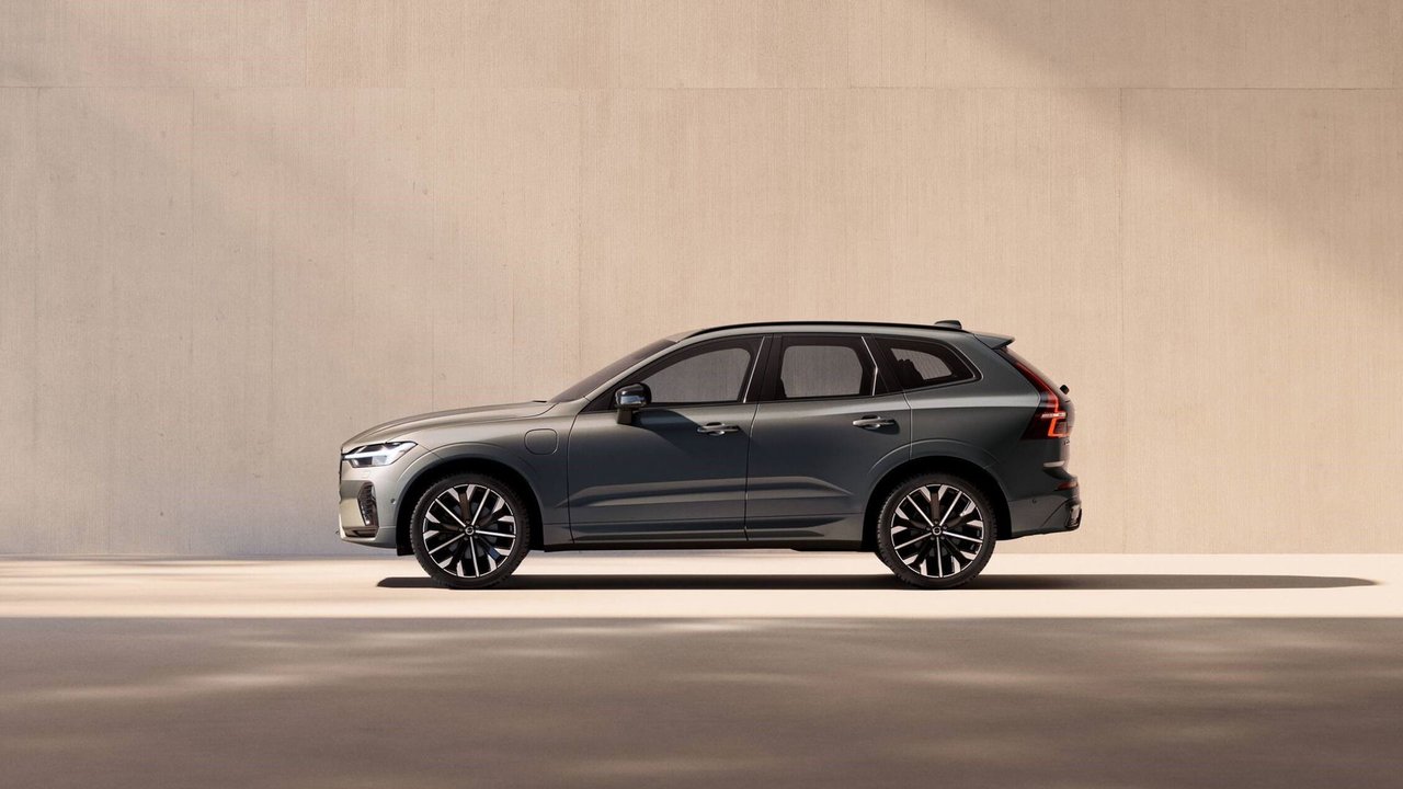 2026 Volvo XC60: Advanced Safety and Connected Technology