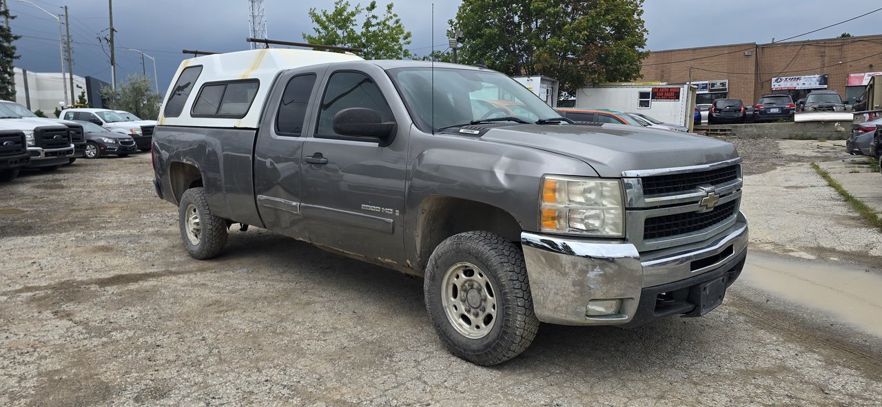2007 Chevrolet Silverado 2500HD Pickup Truck Automatic
