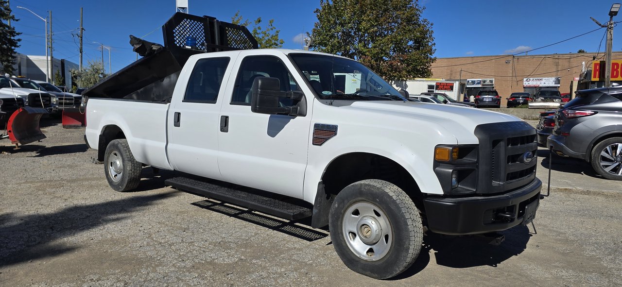 2009 Ford F-250 Super Duty Pickup Truck Automatic