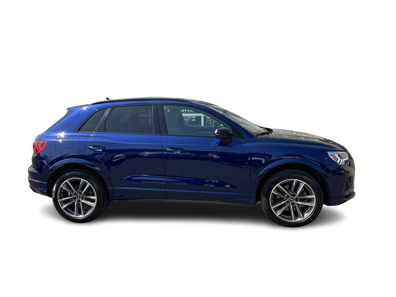 Used 2022 Navarra Blue Met Audi KOMFORT image 14