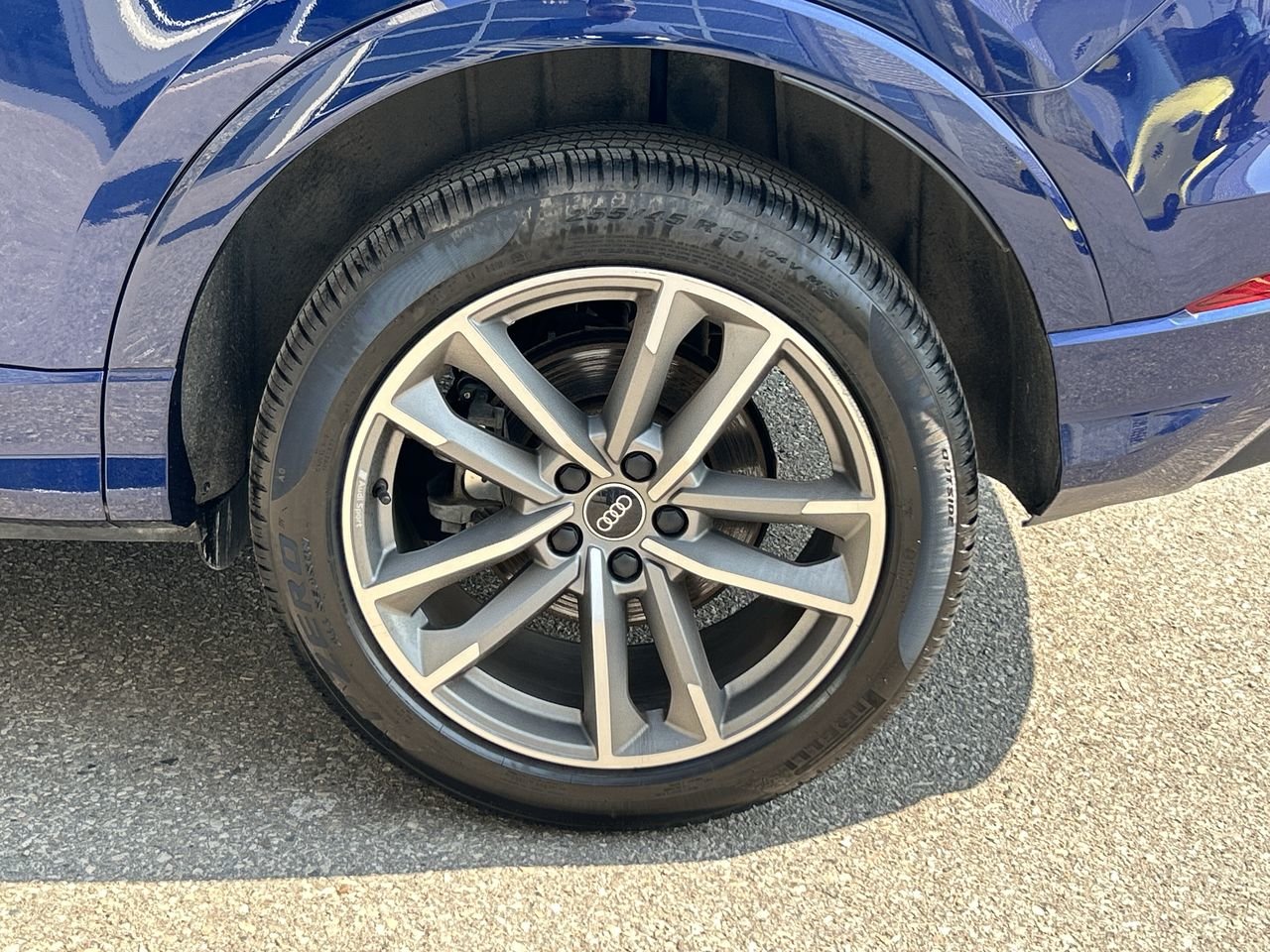 Used 2022 Navarra Blue Met Audi KOMFORT image 18
