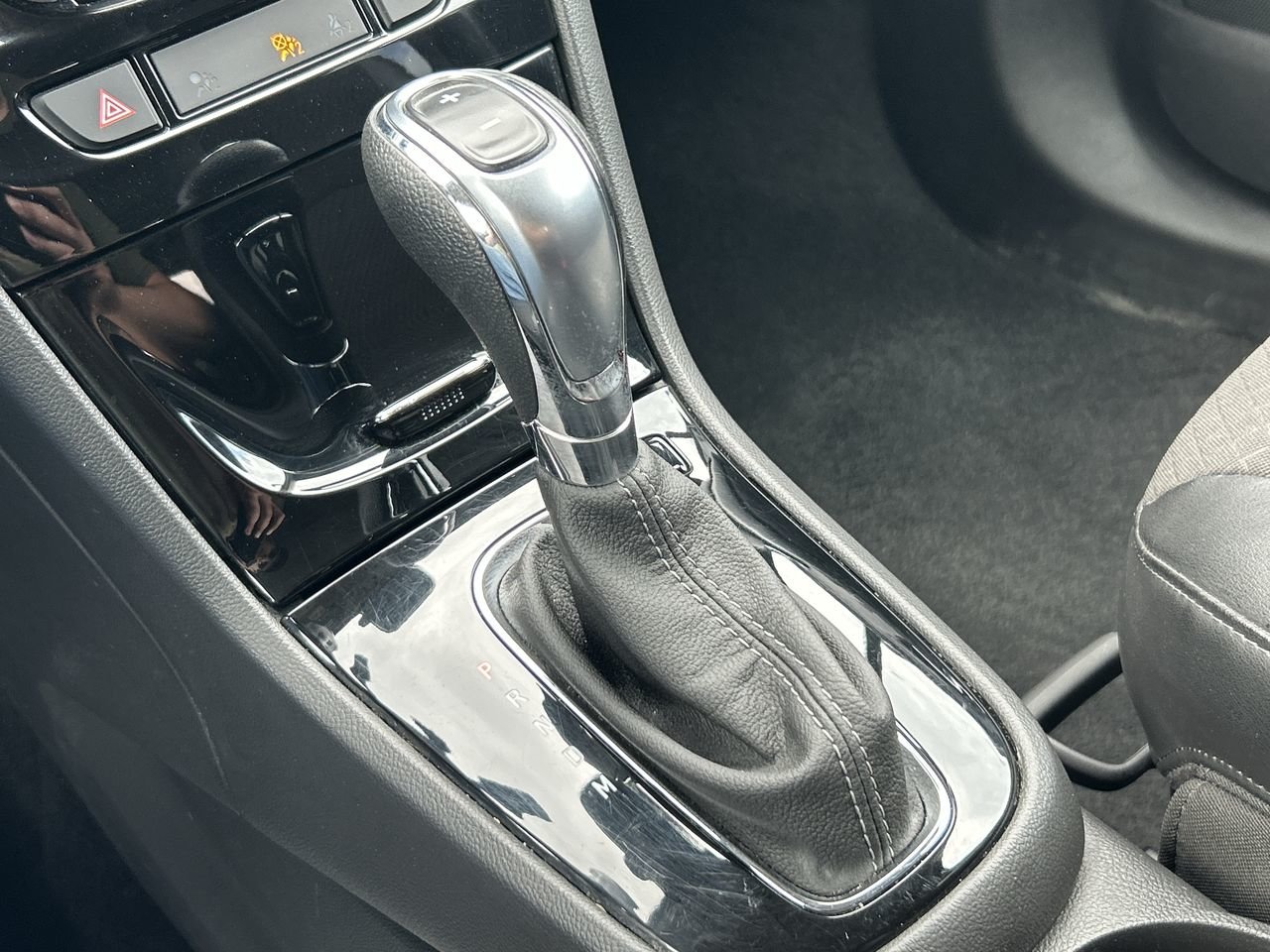 Used 2019 Summit White Buick PREFERRED image 25