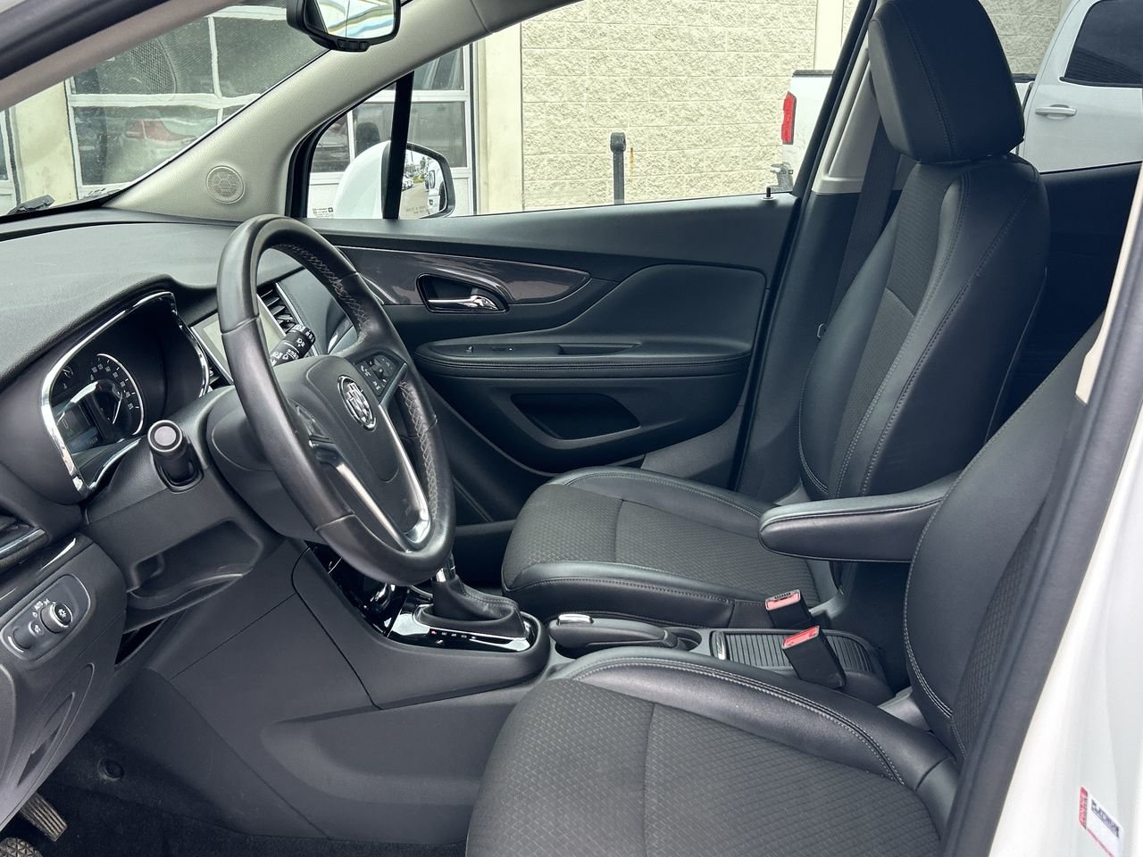 Used 2019 Summit White Buick PREFERRED image 19
