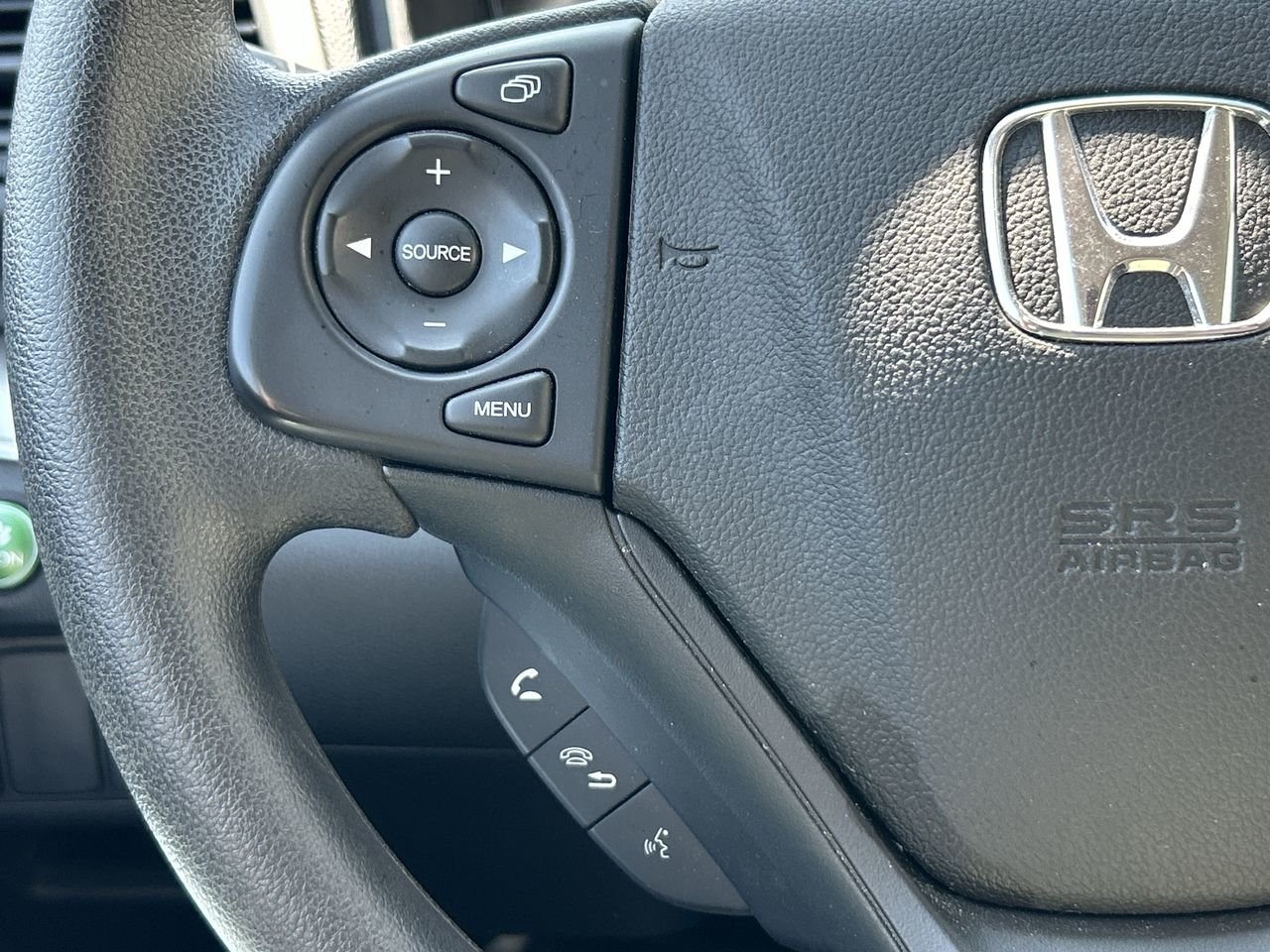 Used 2016 Aspen White Pearl Honda LX image 23