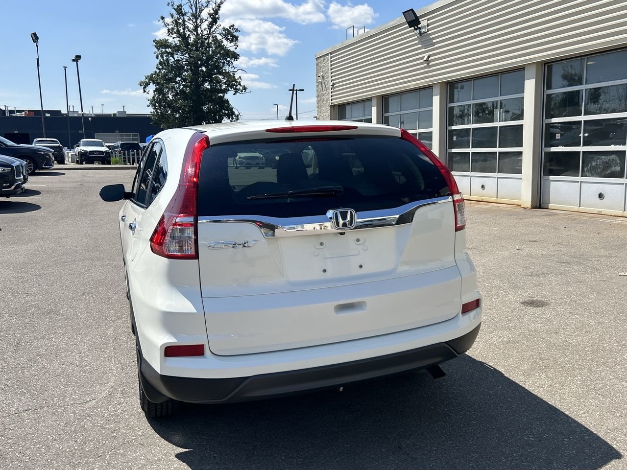 Used 2016 Aspen White Pearl Honda LX image 8
