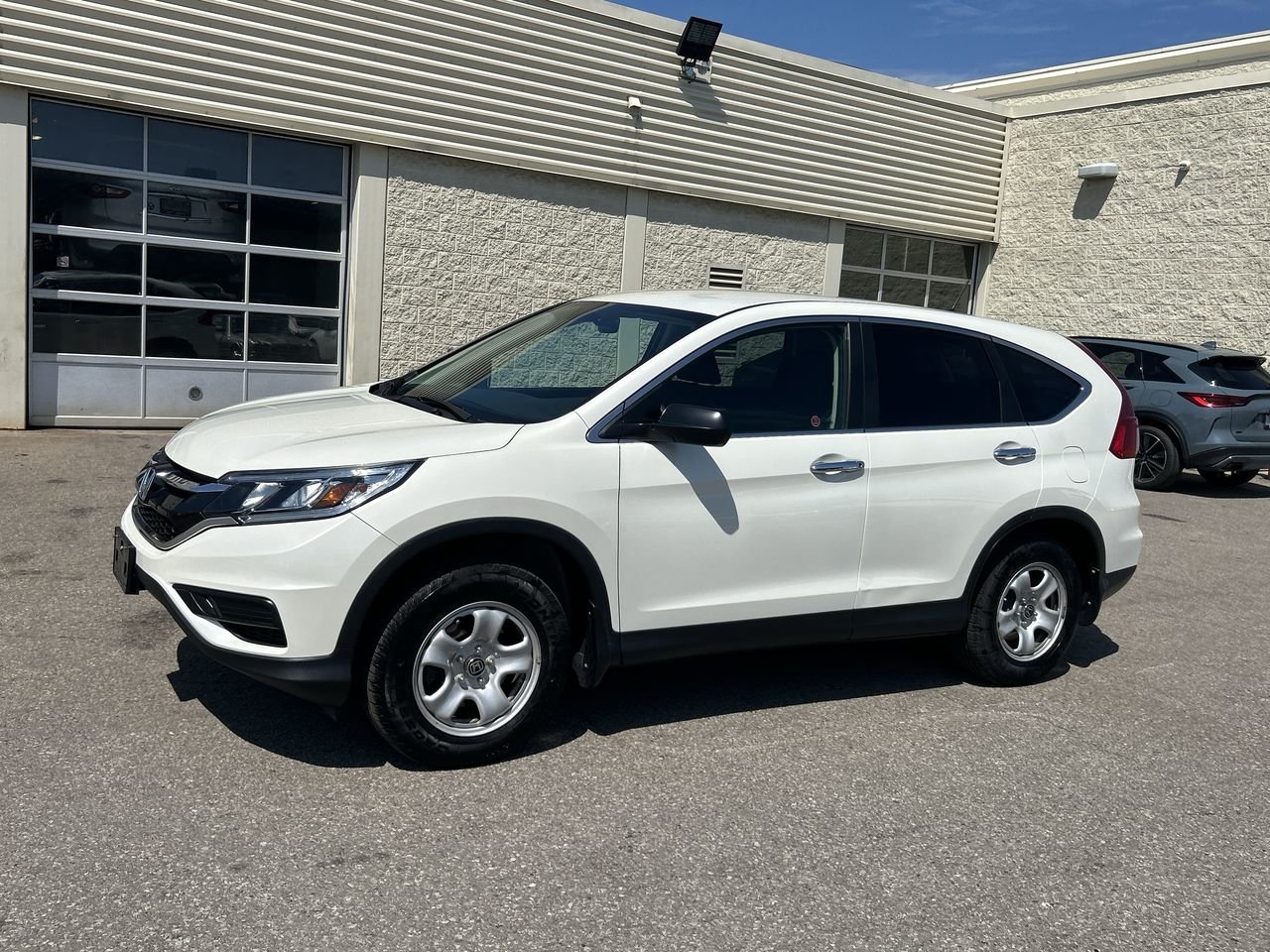 Used 2016 Aspen White Pearl Honda LX image 3