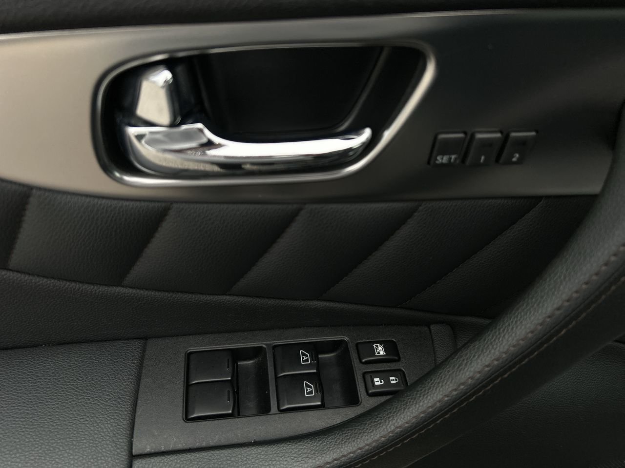 Used 2010 Umbria Twilight INFINITI PREMIUM image 21